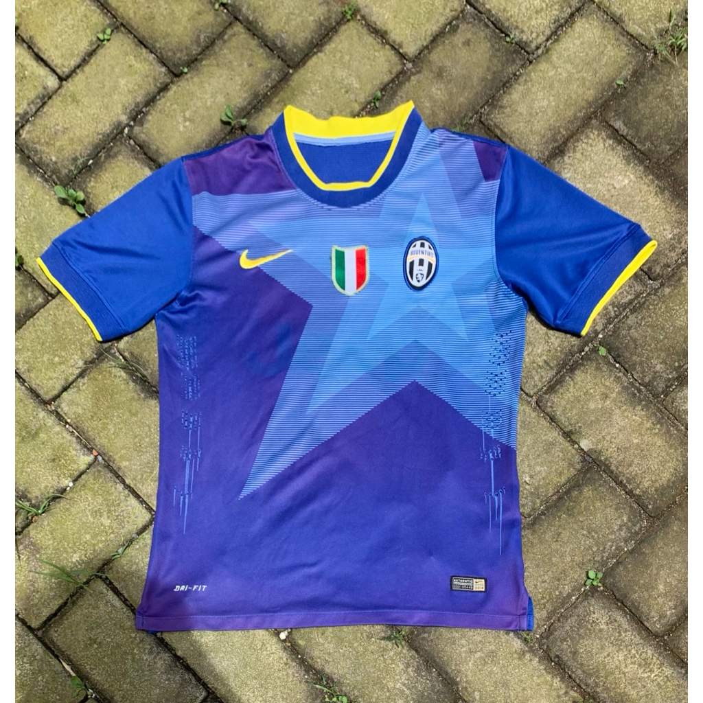 Juventus Nike Breathable Jersey 2014-2015