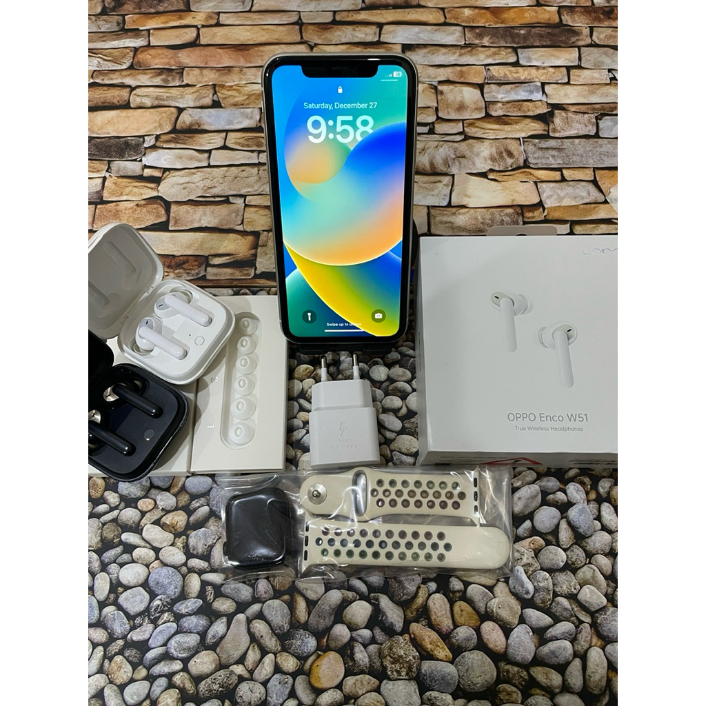 PROMO KALCER AKHIR TAHUN IPHONE 11 64GB RESMI IBOX + APPLE WATCH SERIES 4 IBOX + BUDS ENCO W51 ORIGI
