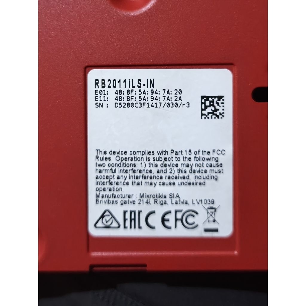 router board mikrotik rb2011 rb2011ils-in normal all port 10 port dan sfp cage mulus