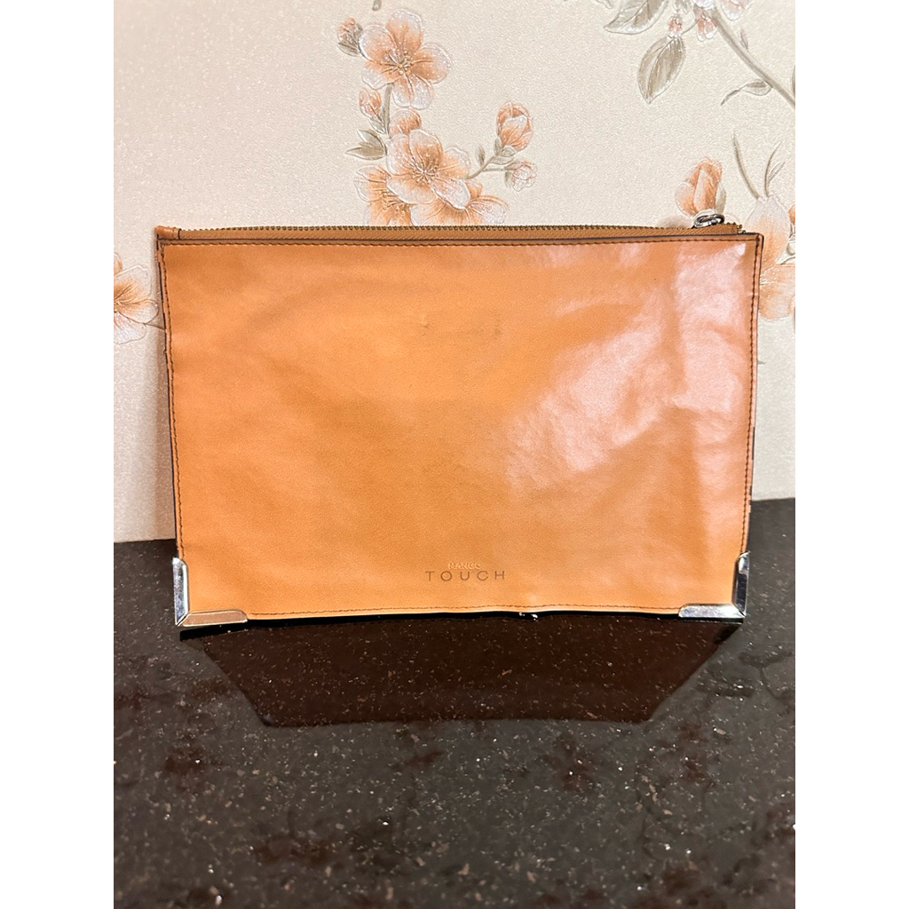 dompet wanita mango