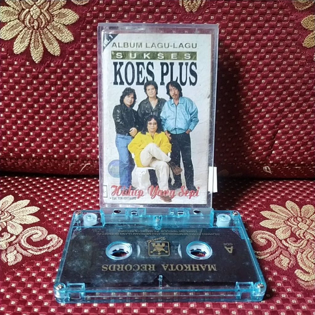 kaset pita cassette tape album lagu sukses koes plus hidup yang sepi