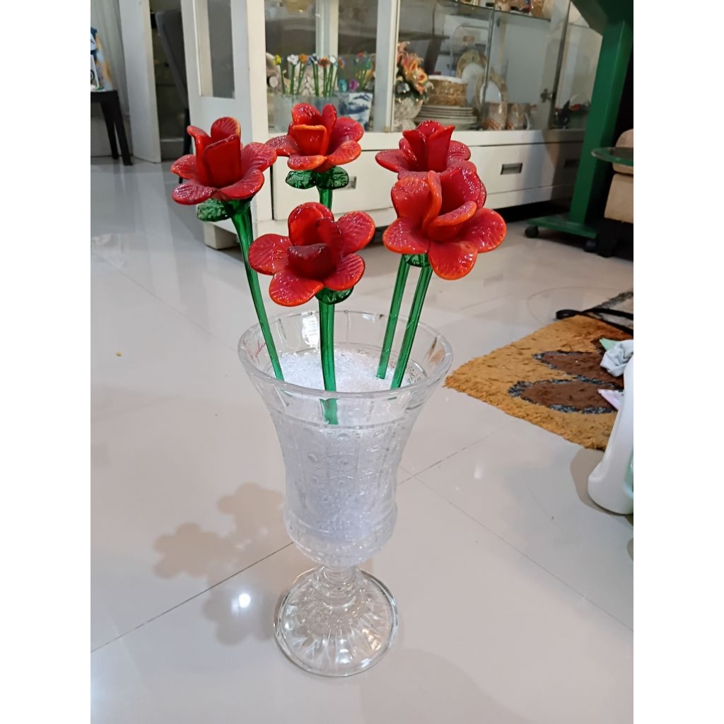 Bunga pajangan kristal merah 1 set