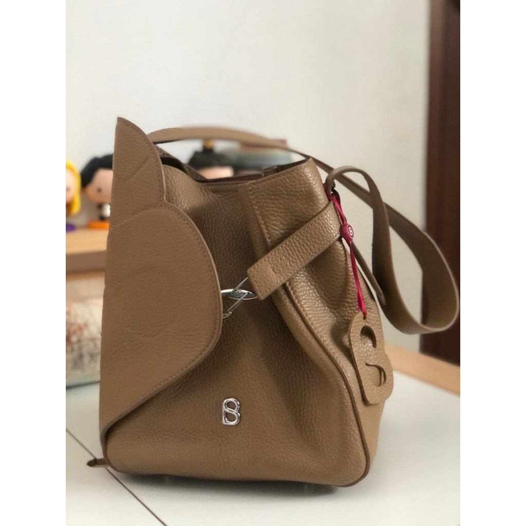 Buttonscarves Britney Bag