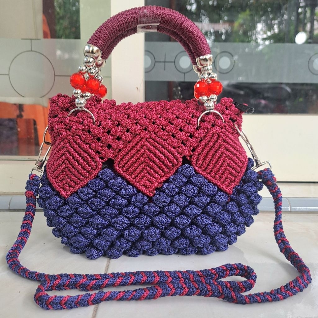 Tas Rajut Motif Strawberry Mutiara Tas Pesta Mewah Tas Handmade Terbaru Tas Macrame Unik Tas Remaja