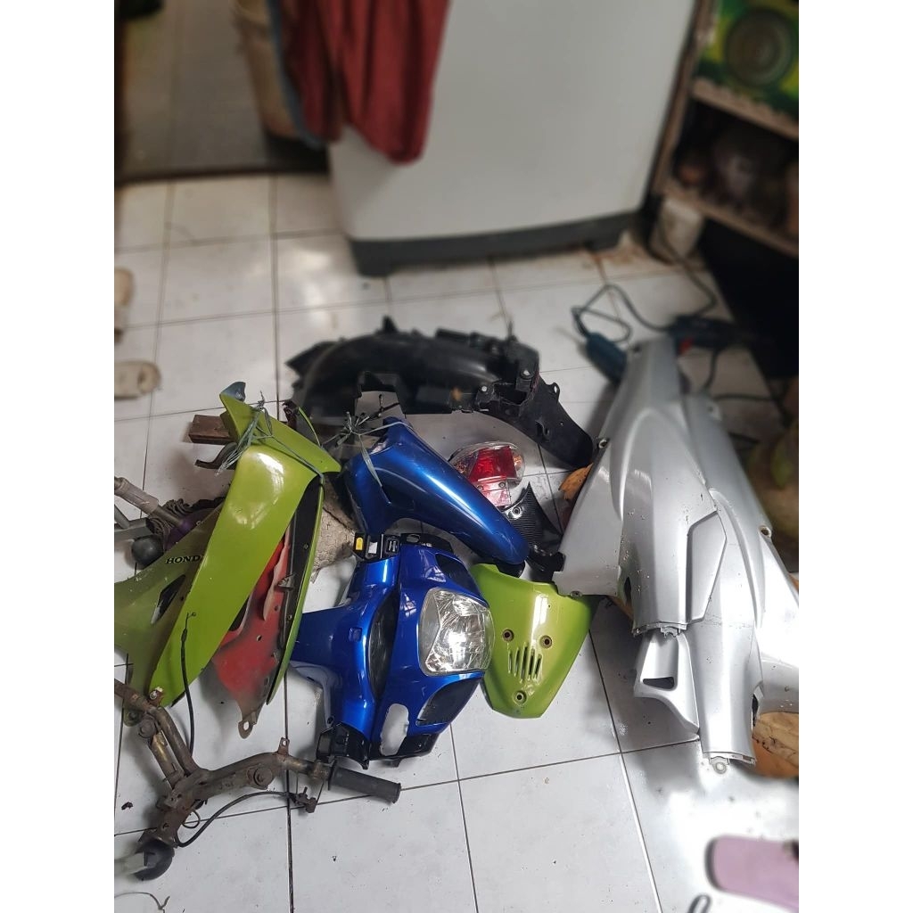 body bagol kharisma 125