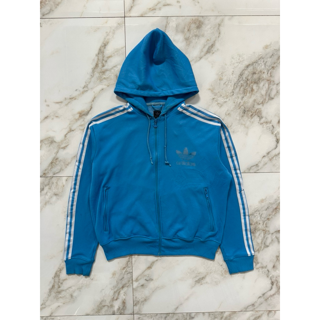 vintage adidas trefoil