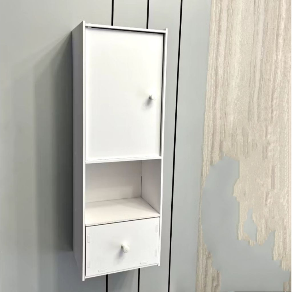 Lemari Gantung Minimalis/ Kotak P3K