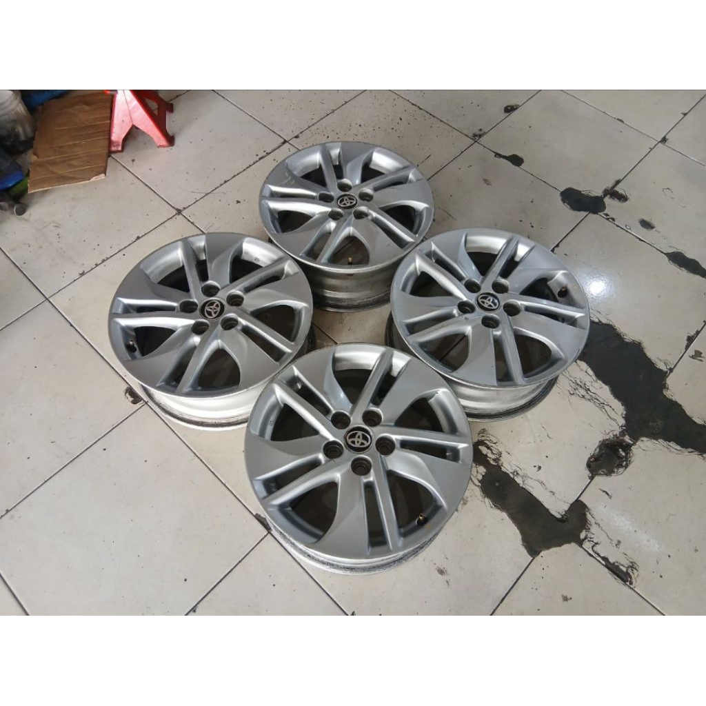 VELG MOBIL ORI STD SIENTA RING 15 LEBAR 5,5 ET39  pelek sienta
