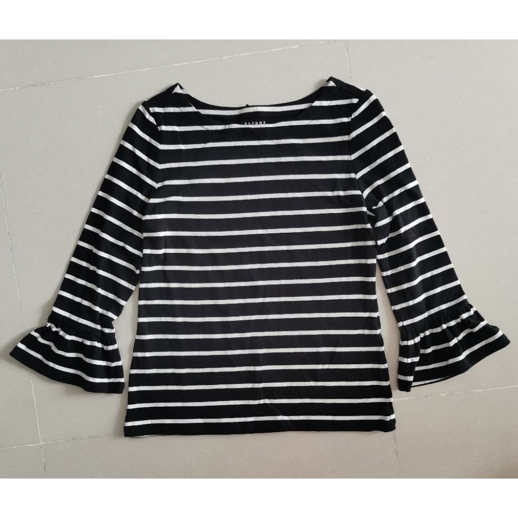Atasan Wanita Kaos Lengan Panjang dengan Ruffles BROOME STREET kate spade