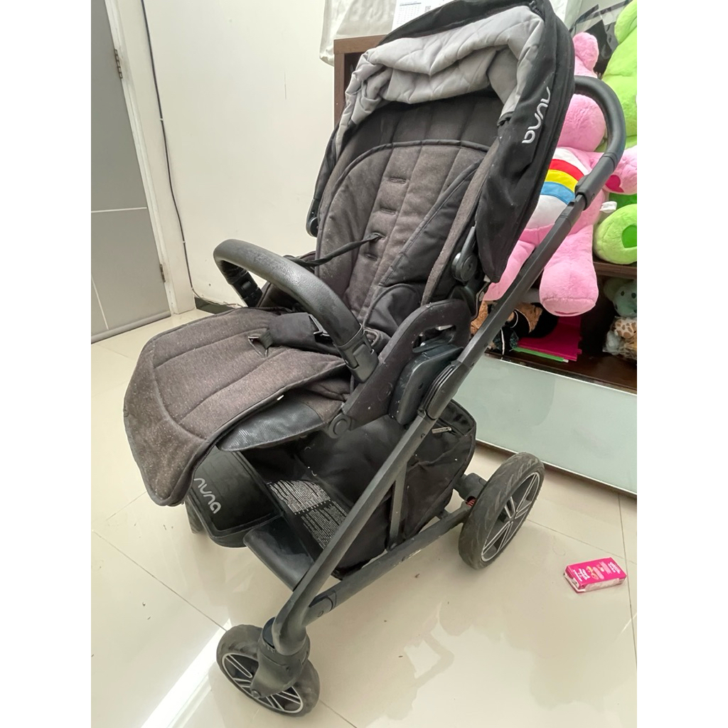 Nuna Stroller Original Bekas – Pushchair Bayi/Anak – Lipat Praktis