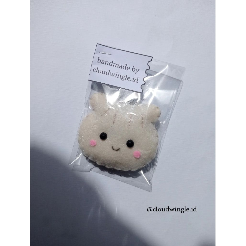 Boneka kain flanel , Boneka handmade , keychain kain flanel , gantungan kain flanel - gantungan lucu