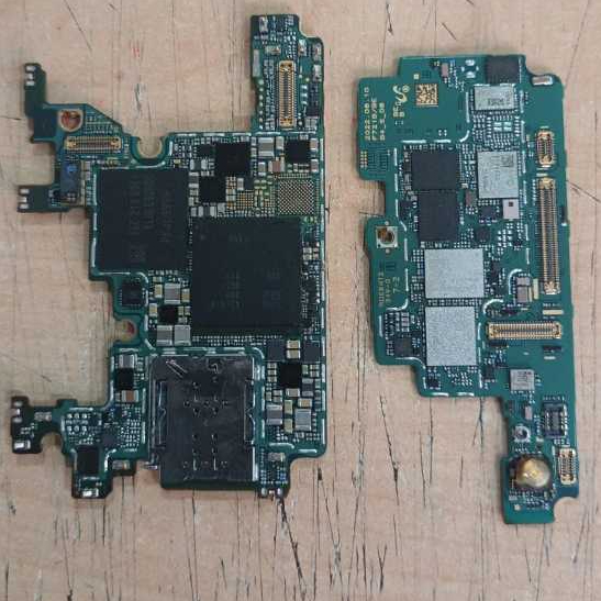 Mesin Bekas Samsung Z flip 4 kondisi matot bahan kanibalan