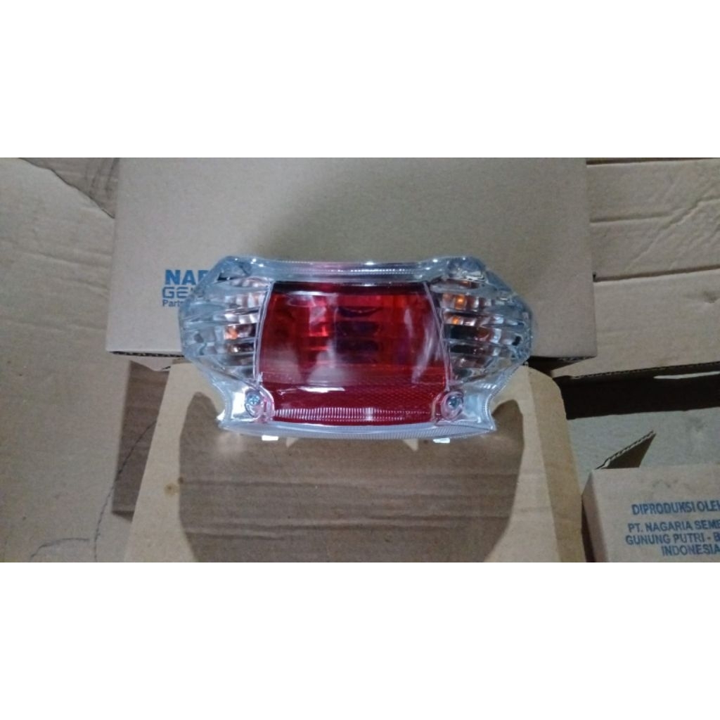 Stoplamp lampu belakang set motor Yamaha mio smile sporty tahun 2004-2012 karburator