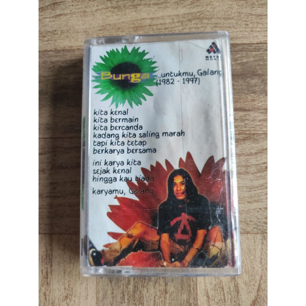 kaset pita "bunga" untuk mu GALANG 1982-1997"