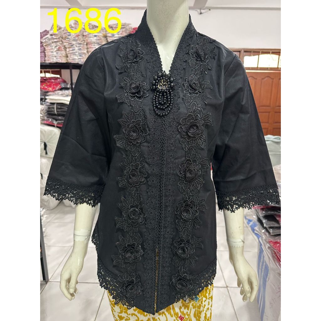 0957 Kebaya alexuez hitam  brukat /kebaya encim premium bros hitam