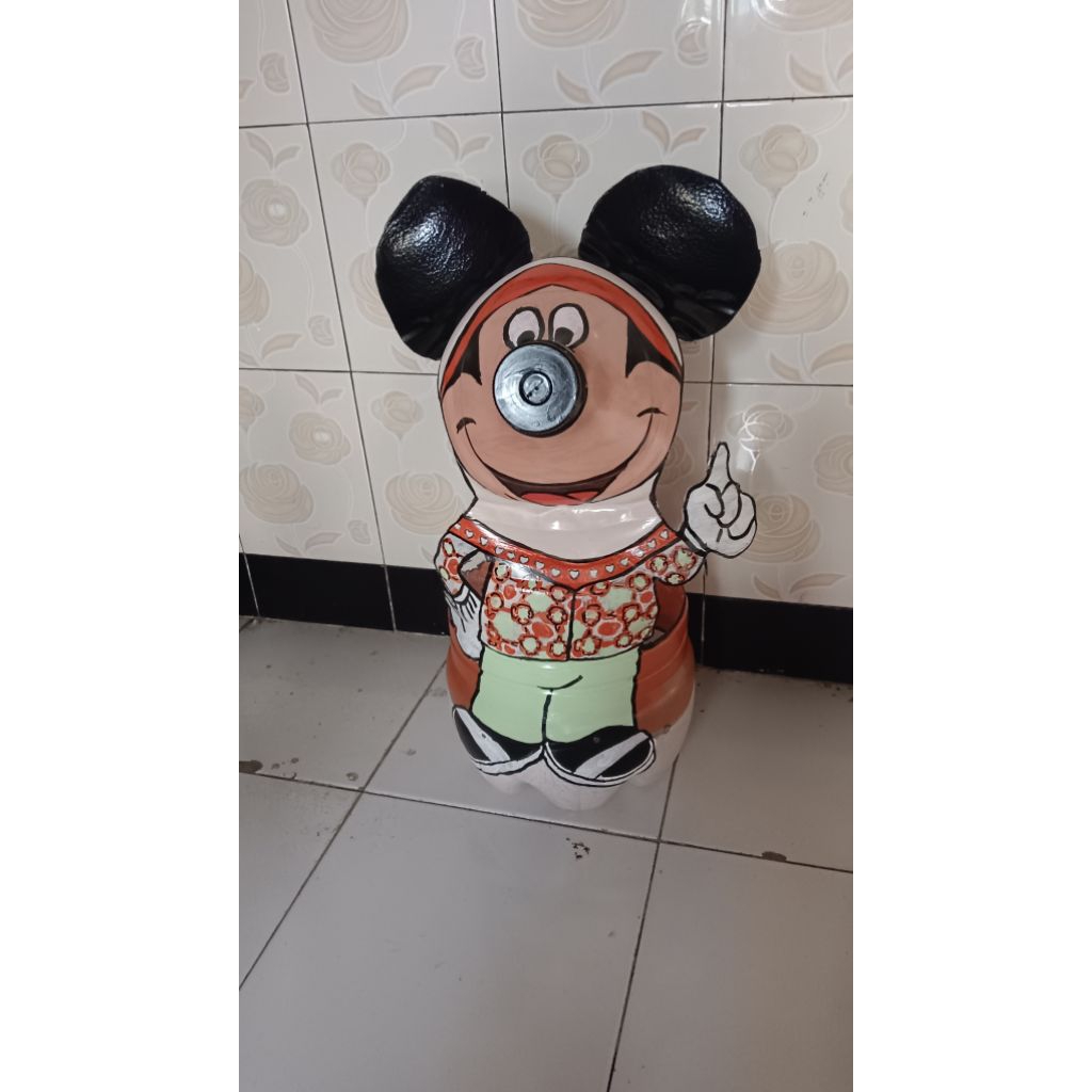 Pot Karakter Minnie Mouse cosplay Anak Qiroati Kepala Bisa Bergerak ketika terkena angin