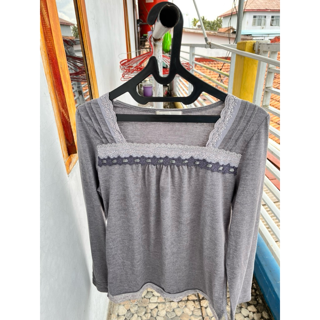 Blouse preloved renda Y2K Vintage Coquette