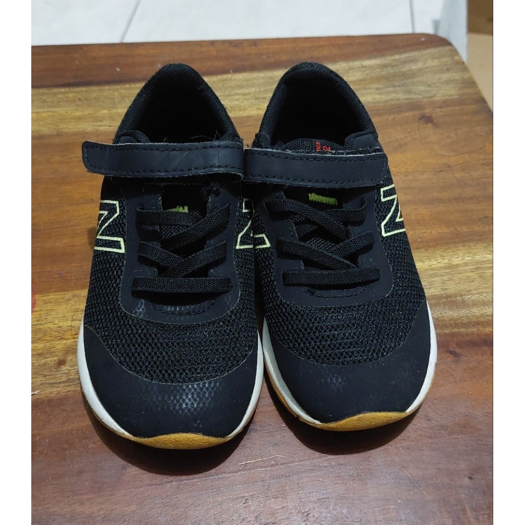 sepatu nb anak preloved
