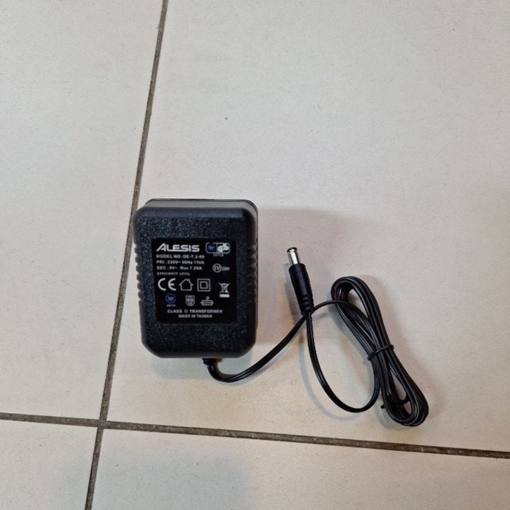 NEW - ADAPTOR FOR ALESIS MICROVERB MALAYSIA TAIWAN USA