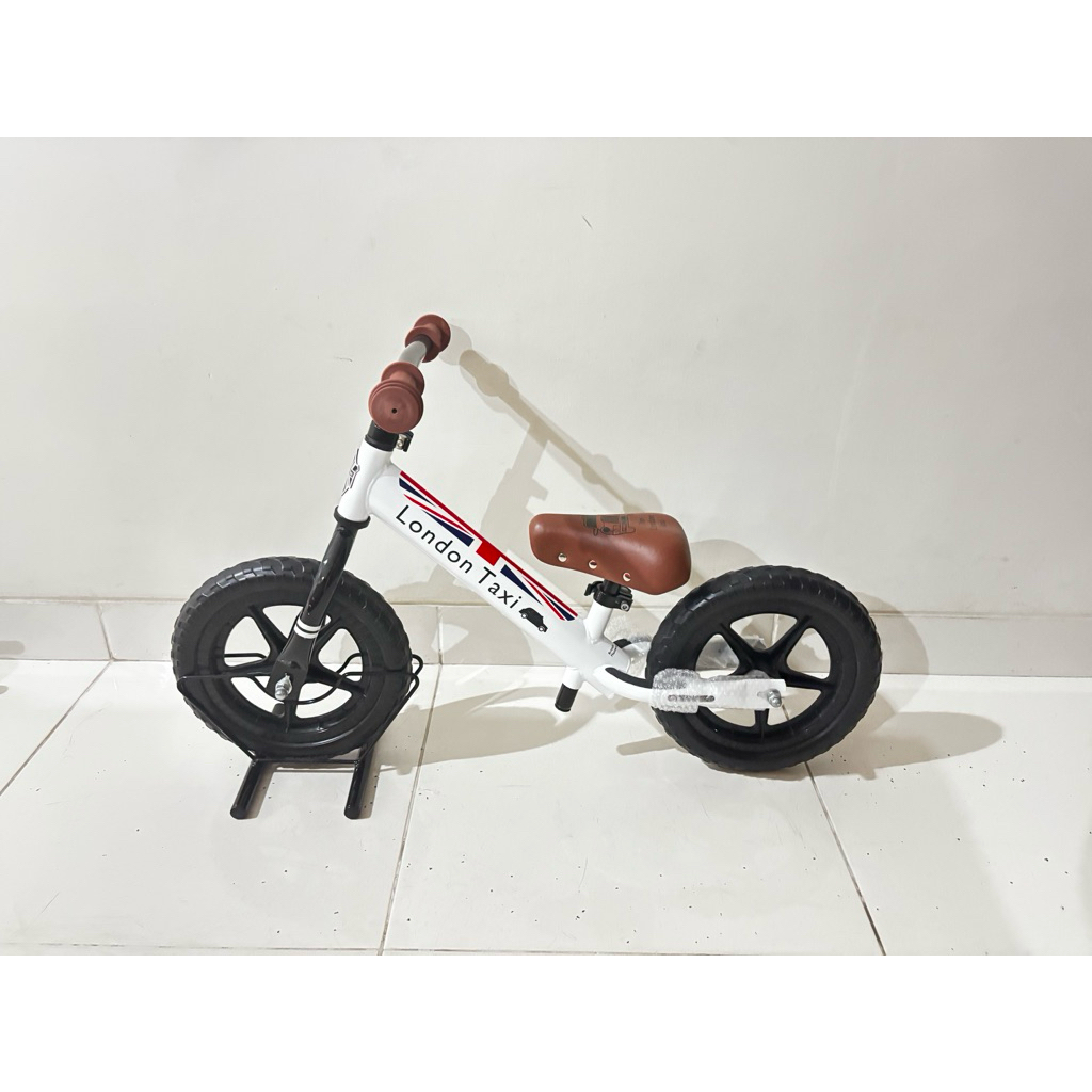 Preloved London Taxi Balance Bike