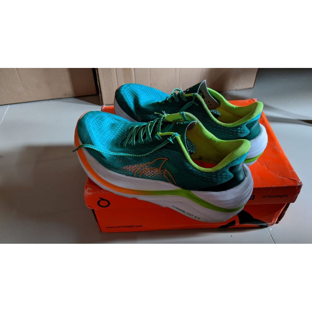 sepatu ortuseight hyperblast 2.0
