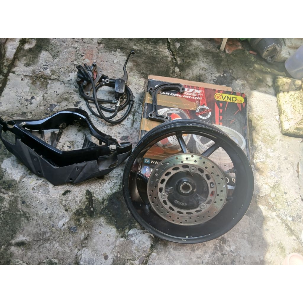 Velg belakang Aerox plus cakram set