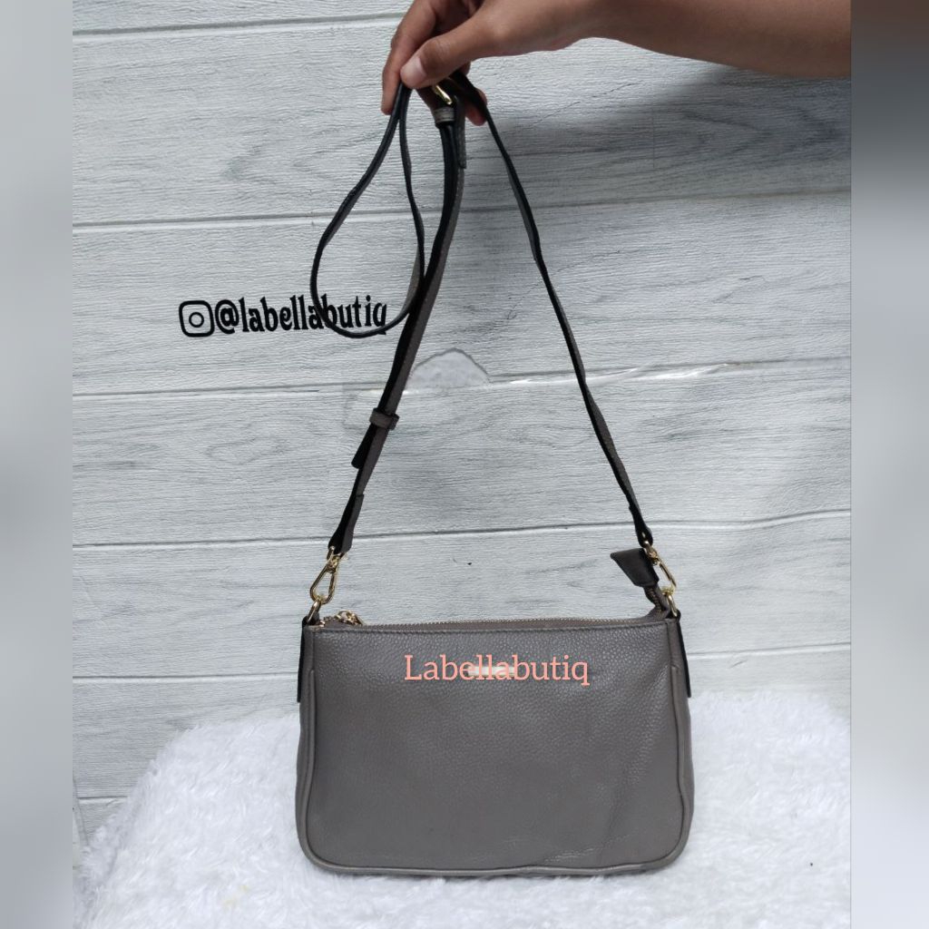 Della Stella Sling Bag Tas Wanita Kulit
