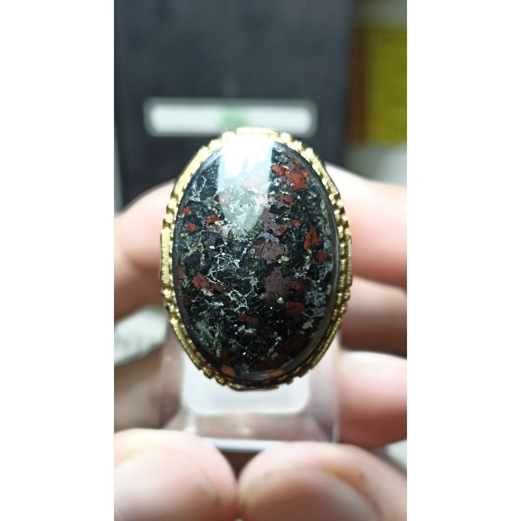 Natural Badar Besi Gliter Kebumen bukan Bacan Pirus Pancawarna Lumut