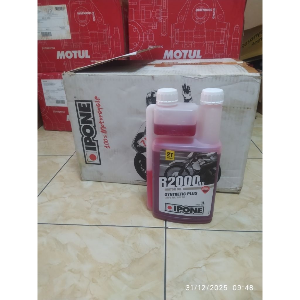 Ipone R2000 / Oli samping Ipone R2000Rs 1L