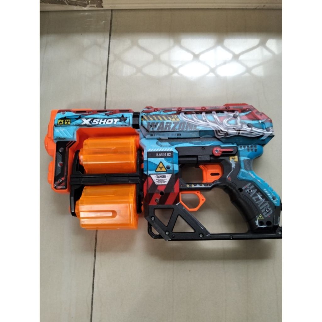 PL 024 - preloved Nerf gun machine