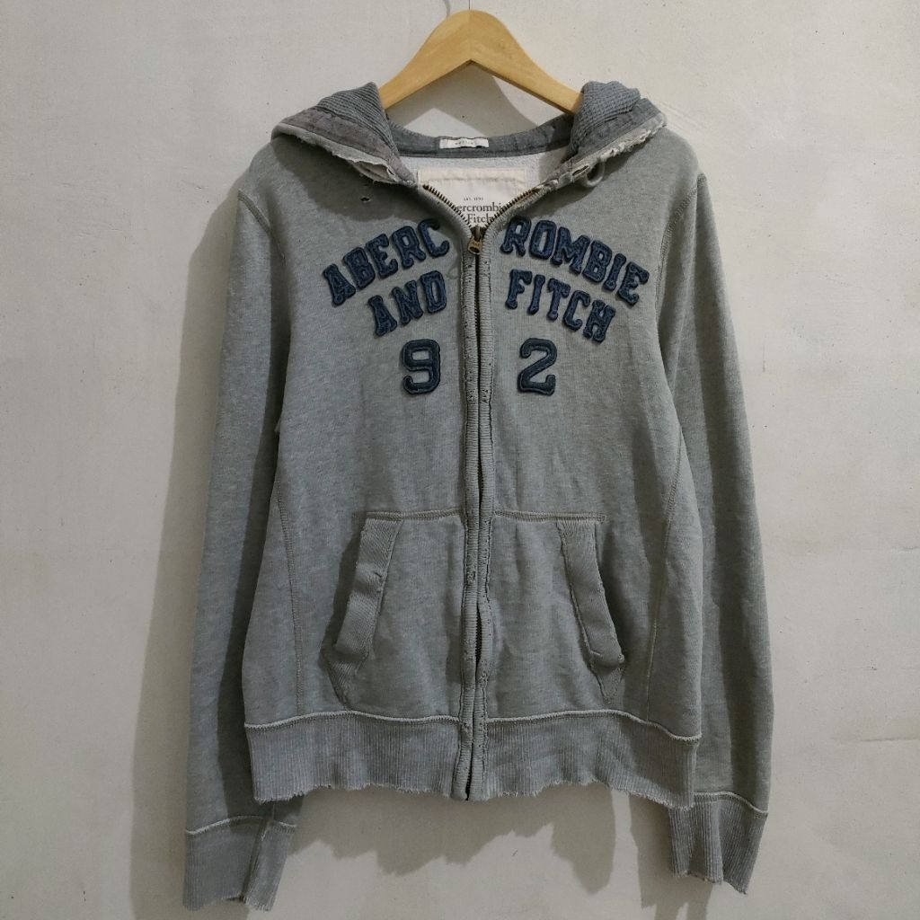 ABERCROMBIE & FITCH ZIPPER HOODIE Muscle Series (M-L)