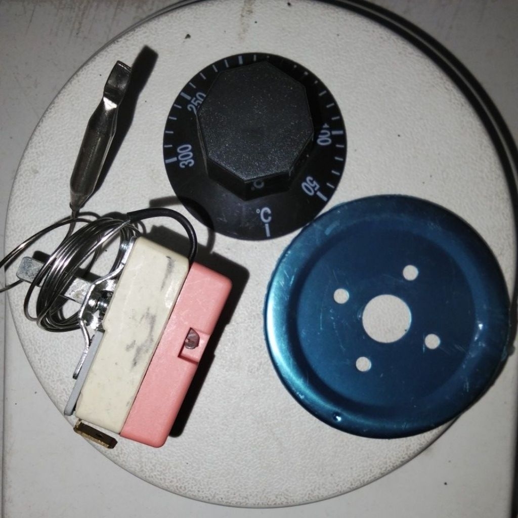 THERMOSTAT CUP SEALER