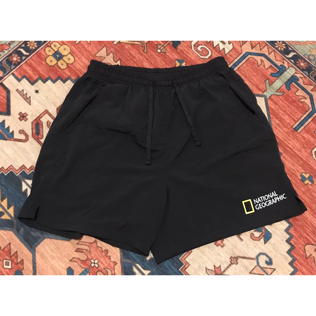 Celana Pendek Nylon NatGeo Hitam ( S )