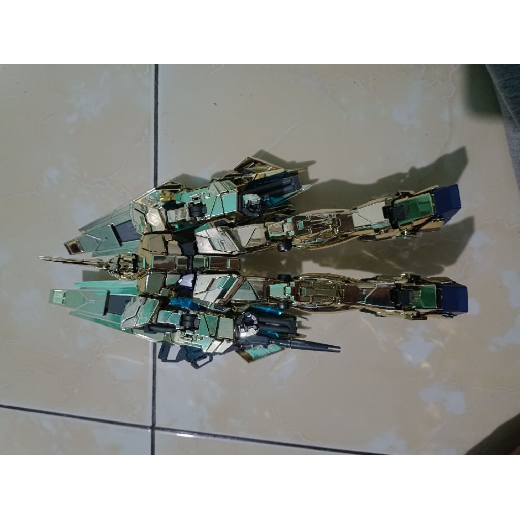 MG UNICORN PHENEX BANDAI BEKAS