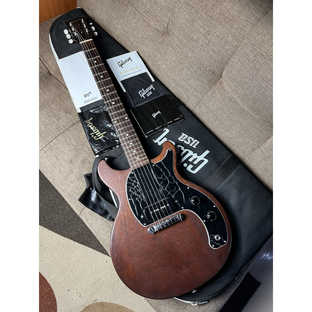 Gibson Lespaul junior tribute