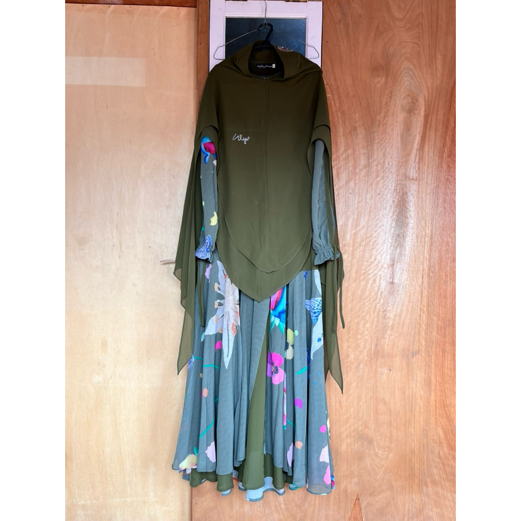 PRELOVED GAMIS/SYARI BY ULYA HIJAB