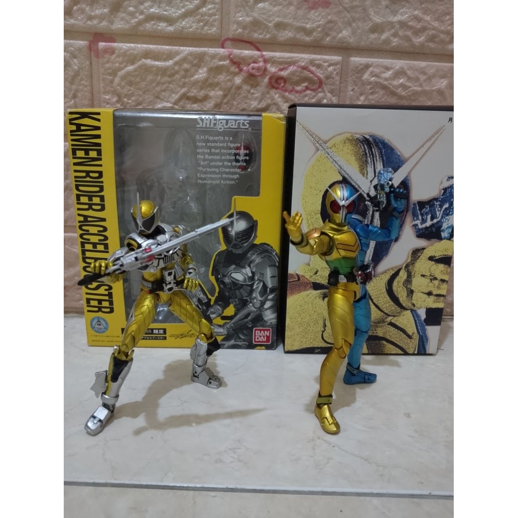 SHF Kamen rider Accel ori bandai+Luna trigger kws