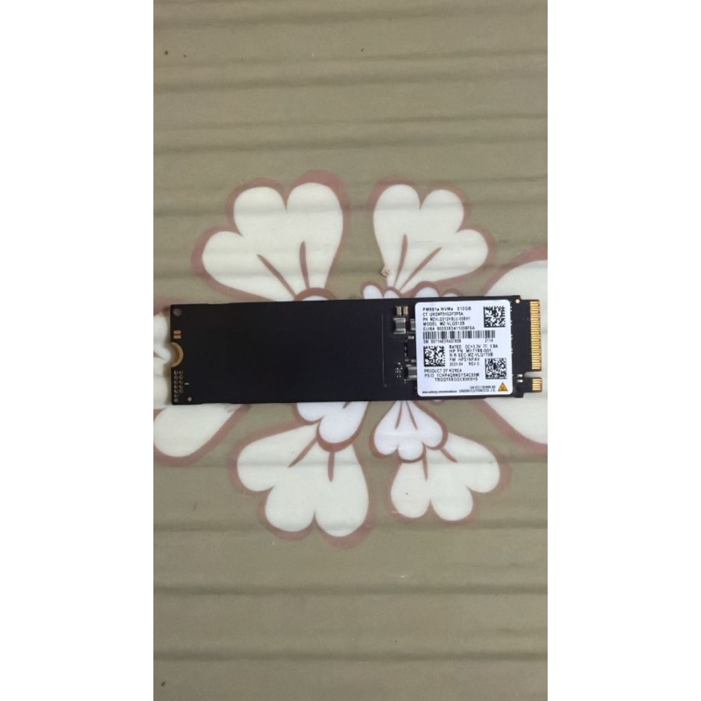 SSD NVME 512 GB SAMSUNG GOOD CONDITION