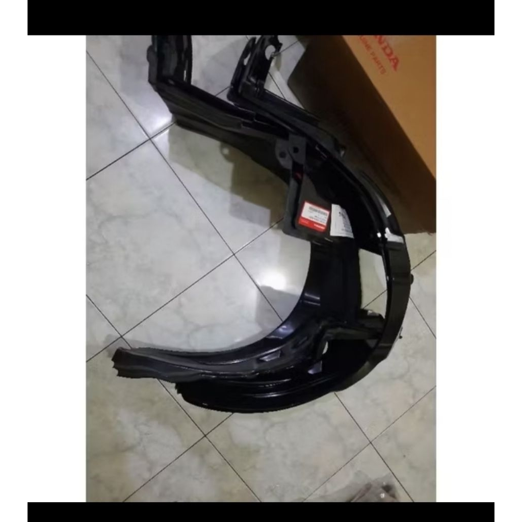 iner fender mobil brio