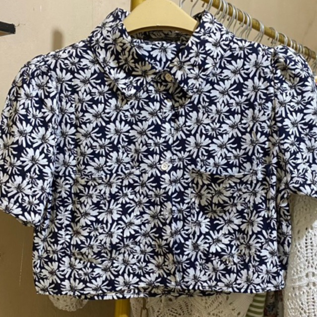 PL kemeja crop bunga