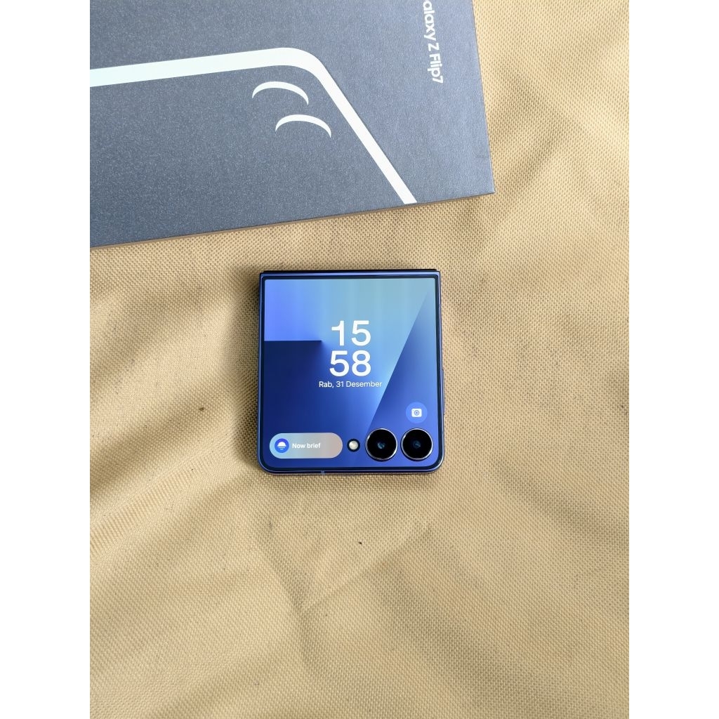 SEIN Z Flip 7 256GB Samsung Galaxy Z Flip 7 12/256GB HP Seken Second Bekas Android Flagship