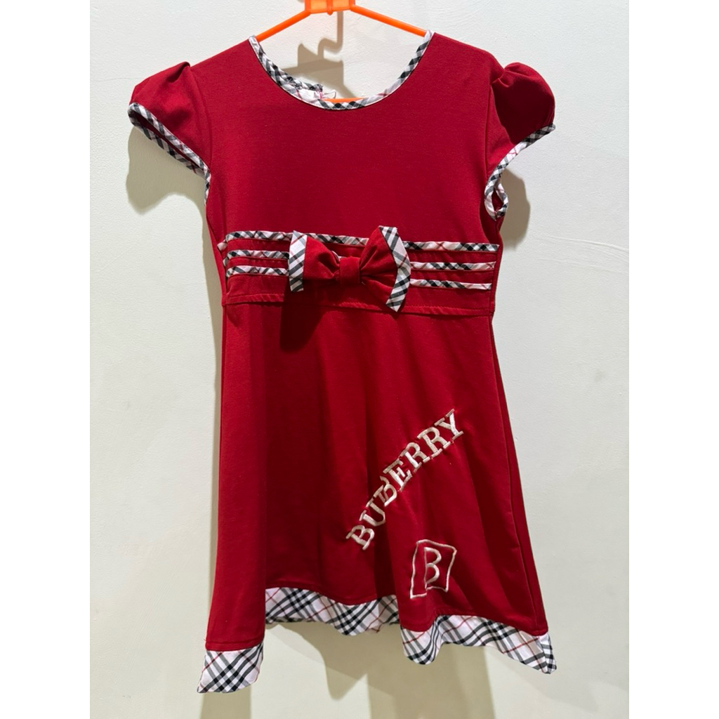 Preloved dress anak Burberry Red (sz 7)