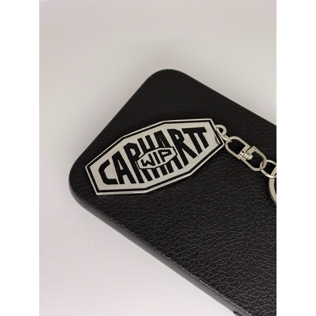 Carhatt WIP Keychain Enamel Black 4cm Gantungan kunci