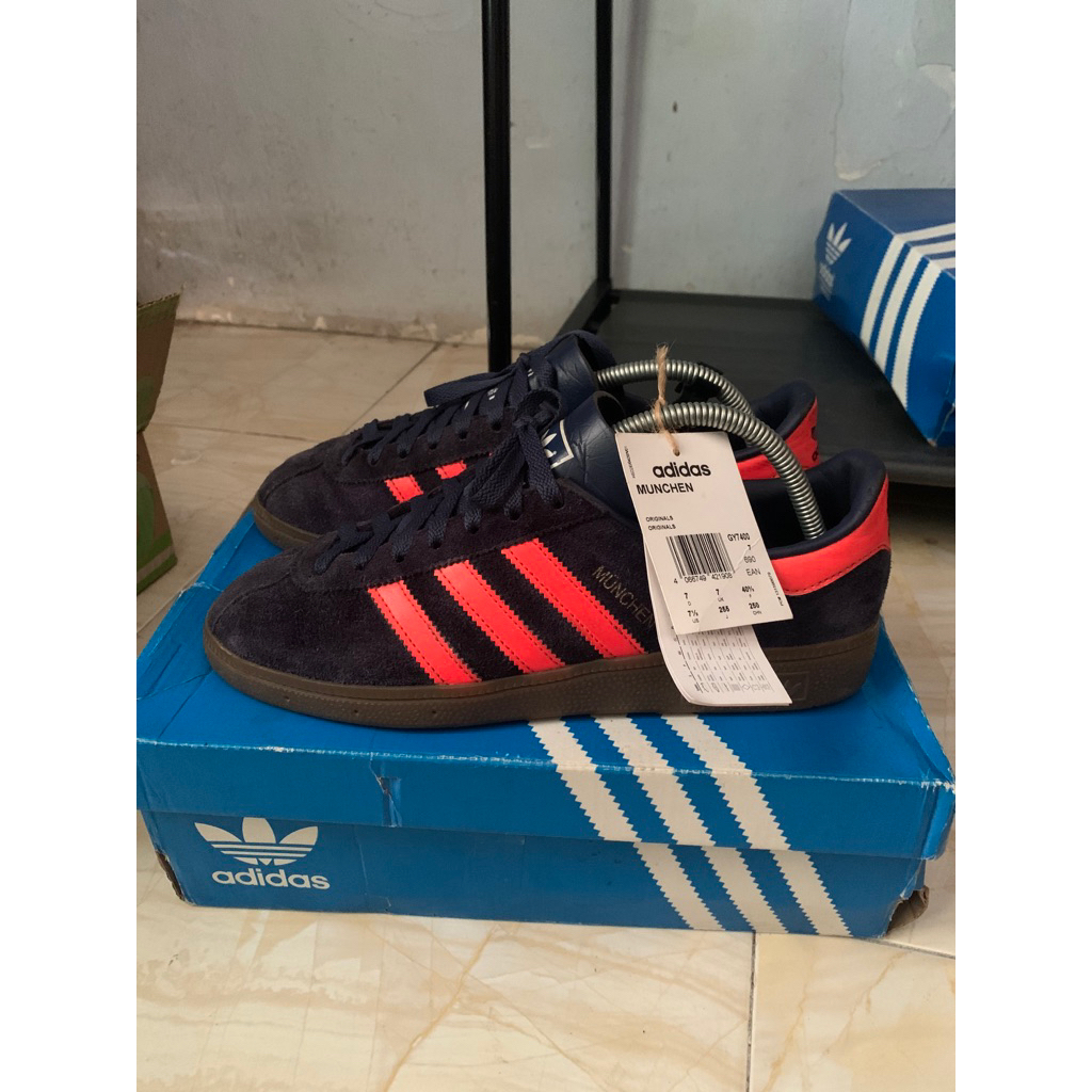 Sepatu Sneakers Adidas Munchen Cw dublin