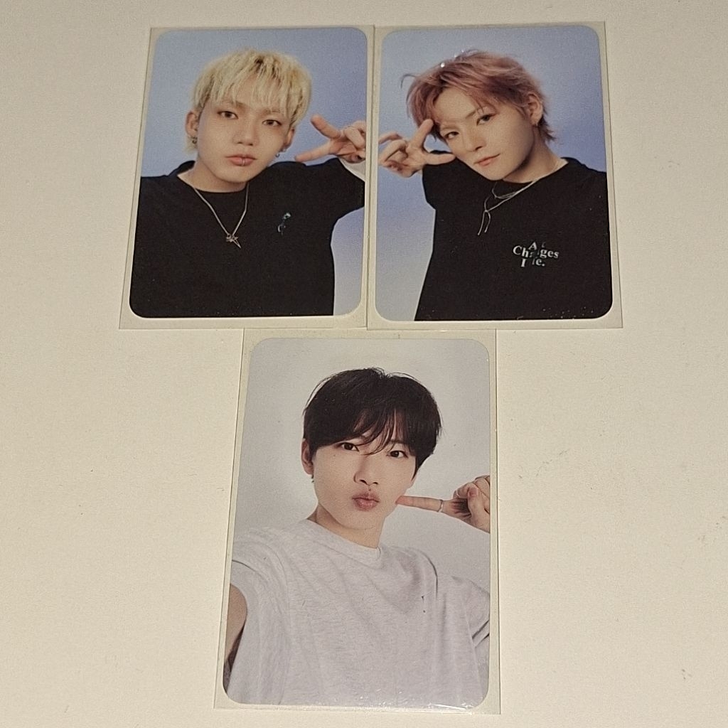 OFFICIAL PHOTOCARD TREASURE WONDERWALL A VER