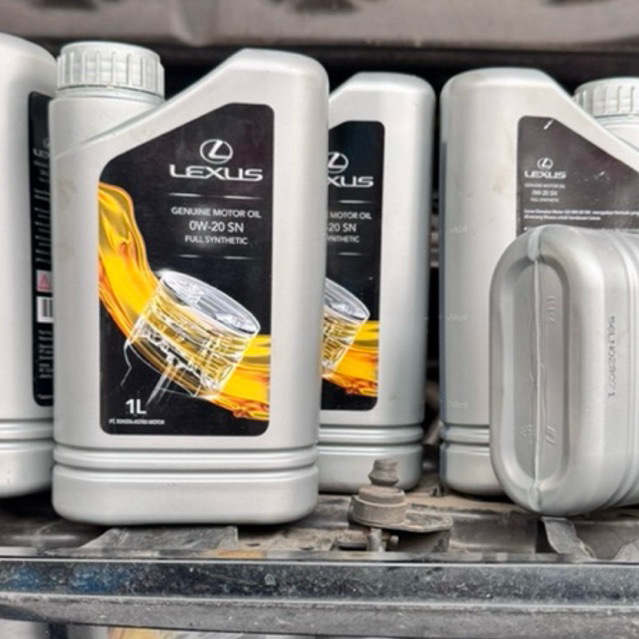 Oli Mesin Toyota/Lexus Full Sintetis SAE 0W-20 Nomer Part O8880-84062 Produk Original Lexus