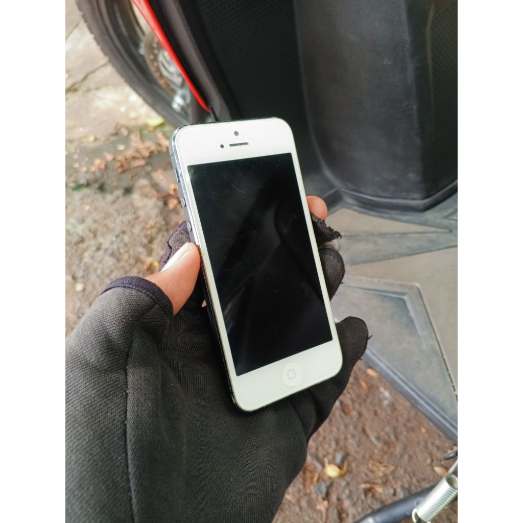 hp iphone 5 jadul mati