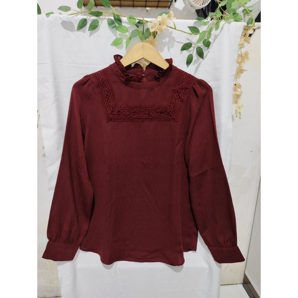 Atasan Blouse Maroon lengan panjang (Prlvd)