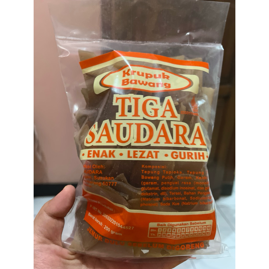 Kerupuk Bawang tiga saudara