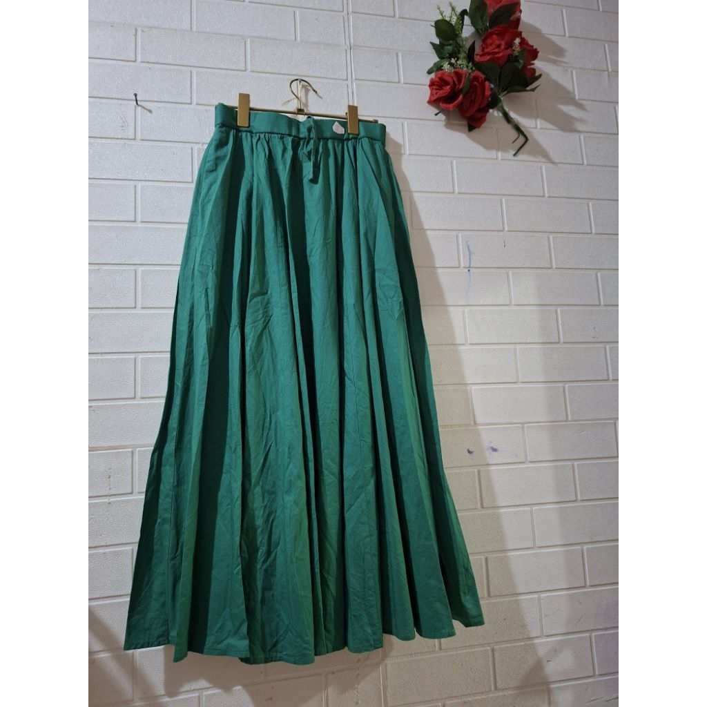 Rok niko And hijau megar long